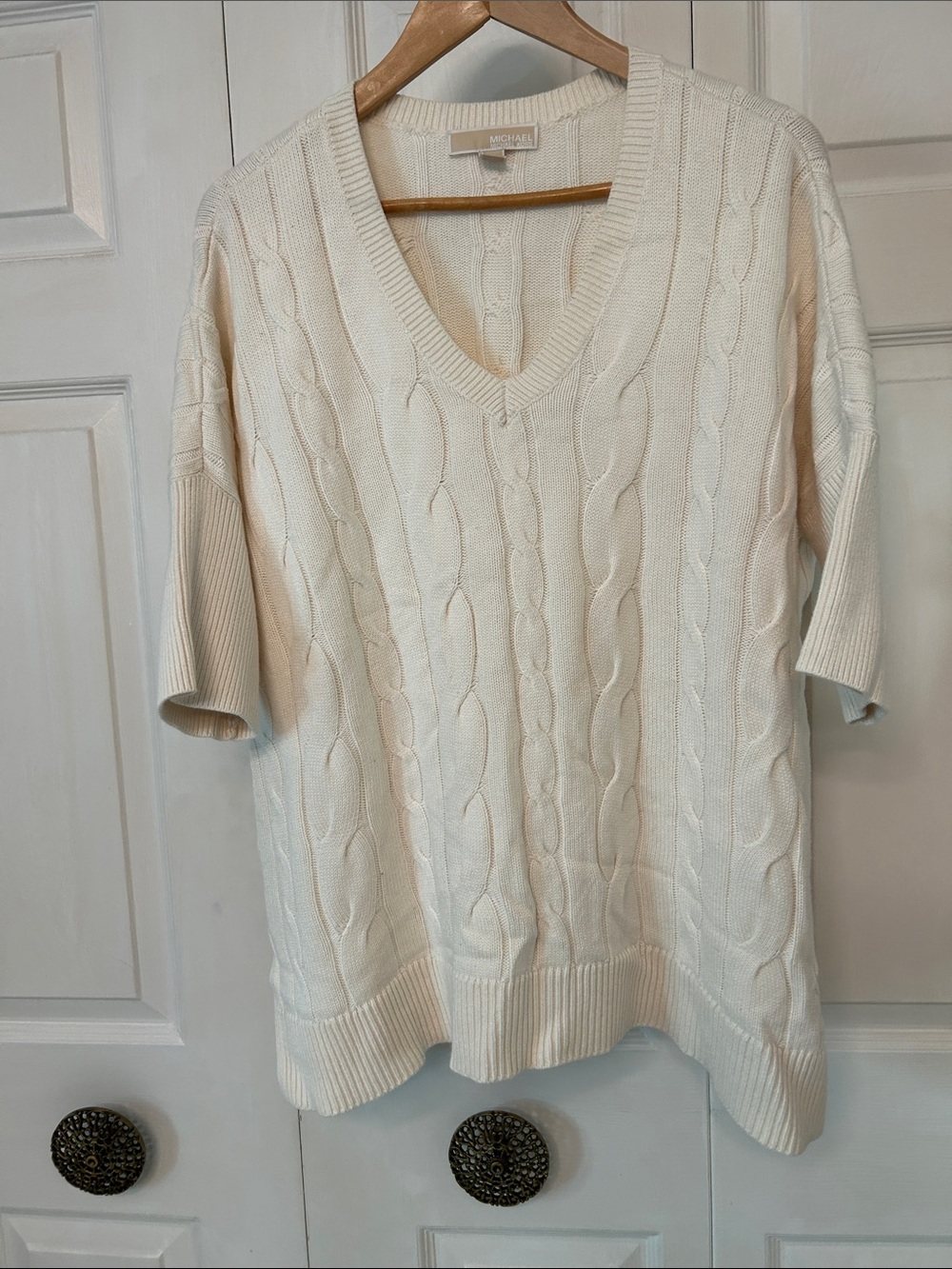 Michael Kors Ivory Cable Knit V-Neck Sweater /vest